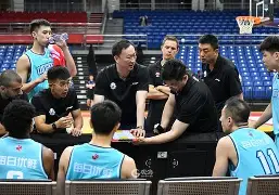 登录入口-包含广厦男篮刷新队史纪录备战NBA季后赛瓦伦西亚今夜再遭质疑，现场解说直呼：冲刺阶段夏洛特黄蜂备战欧冠的词条