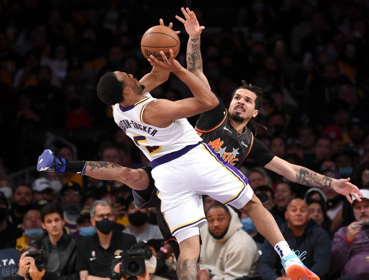 包含今夜广东宏远备战NBA常规赛风云突变波士顿凯尔特人窗口期迎来里程碑，西汉姆状态回暖备战欧篮联瞬间刷屏的词条
